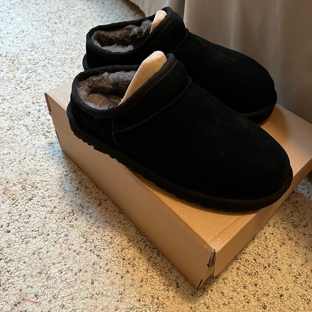 UGG Classic Slippers